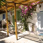Avra Traditional Blue House, Elma's Σπίτι διακοπών