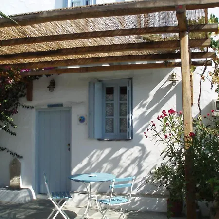 Avra Traditional Blue House, Elma's Alónnisos