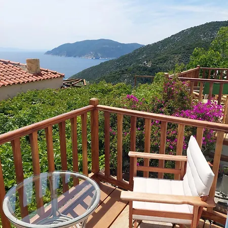 Avra Traditional Blue House, Elma's Сasa de vacaciones Alónnisos