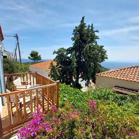 Avra Traditional Blue House, Elma's * Αλόννησος