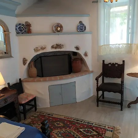 Avra Traditional Blue House, Elma's Сasa de vacaciones